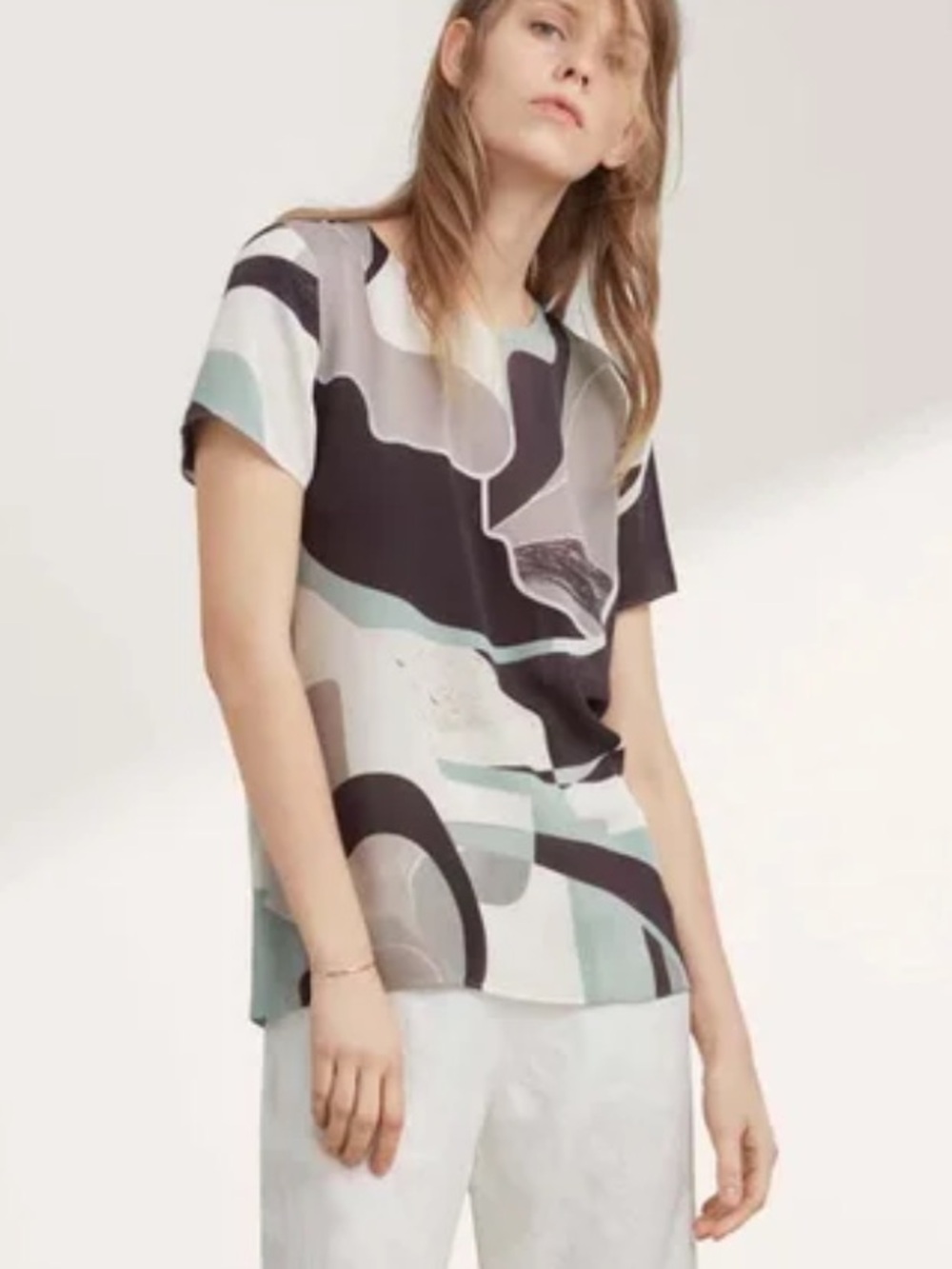 Wilfred 💯% Silk Short Sleeve Abstract Print Blouse (Size Large)
